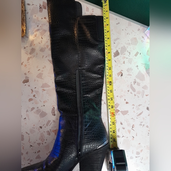 Zodiac black over the knee boots 7.5 Never Worn - Picture 5 of 6